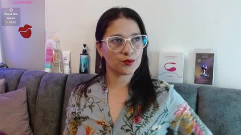 Alana  online show from 04-06-26, 07:26