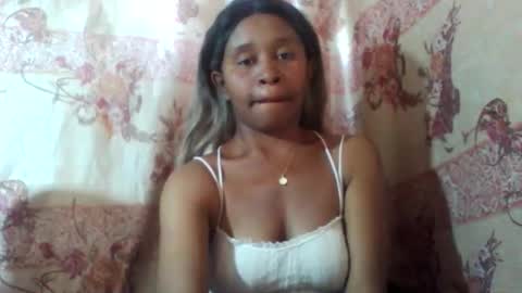 Snapshot of alanaangela chatting on 06-06-26, 12:21 AlanaAngela online show from 06-06-26, 12:21