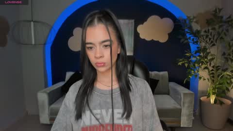 Snapshot of alanacraft chatting on 01-09-25, 03:26 Alana online show from 01-09-25, 03:26