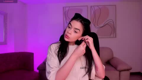 Alana online show from 10-23-25, 12:04