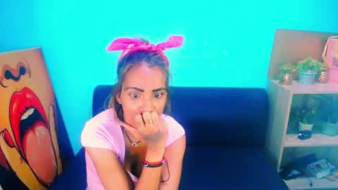 Snapshot of alanadelray chatting on 01-24-25, 10:32 alanadelray online show from 01-24-25, 10:32