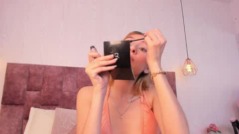 ALANA  online show from 04-16-26, 01:06