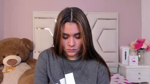 Snapshot of alanarousse_ chatting on 06-20-26, 12:08 alanarousse_ online show from 06-20-26, 12:08