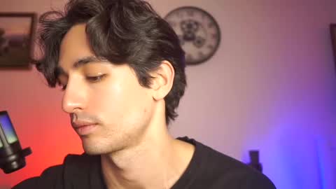 idenavarre online show from 01-17-25, 11:51