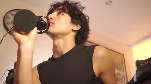 idenavarre online show from 02-11-25, 12:49