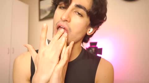 idenavarre online show from 02-18-25, 10:03