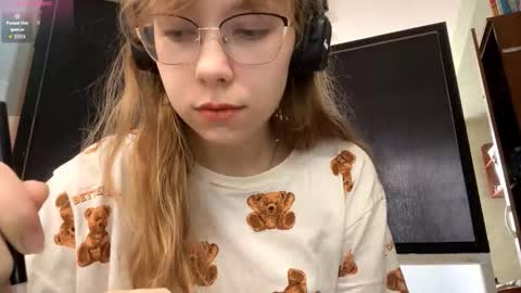 Stella online show from 09-21-25, 10:39