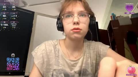 Stella online show from 09-28-25, 09:25