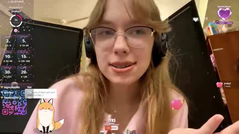 Stella online show from 10-17-25, 02:19