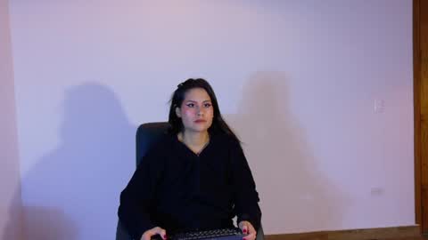 Snapshot of alanis_22 chatting on 07-02-26, 07:03 alanis online show from 07-02-26, 07:03