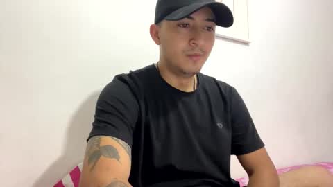 alanj998 online show from 10-08-25, 01:58