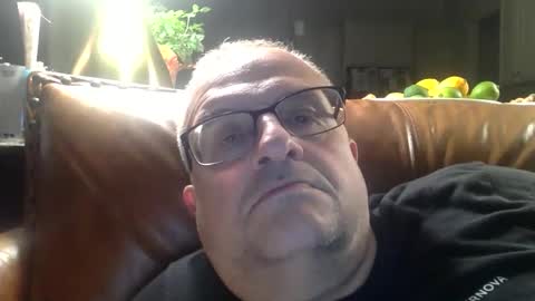 alankrieski1174 online show from 10-29-25, 03:42