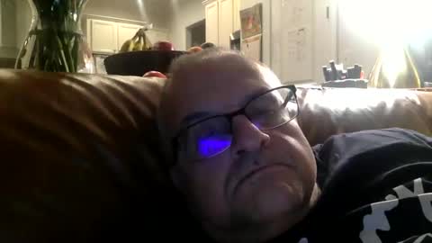 alankrieski1174 online show from 11-01-25, 06:59