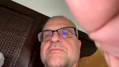 alankrieski1174 online show from 11-02-25, 08:44