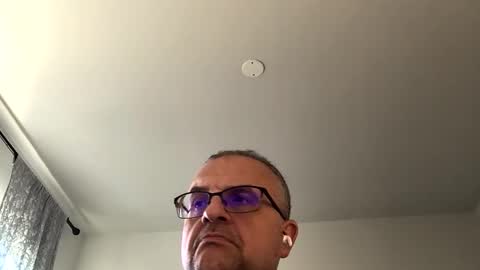 alankrieski1174 online show from 11-06-25, 08:32