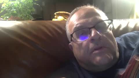 alankrieski1174 online show from 11-15-25, 06:44