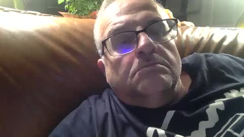 alankrieski1174 online show from 11-18-25, 05:12