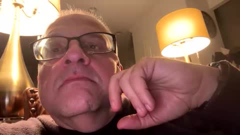 alankrieski1174 online show from 12-01-25, 02:05