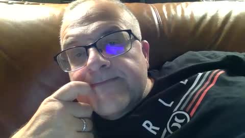 alankrieski1174 online show from 12-02-25, 04:29