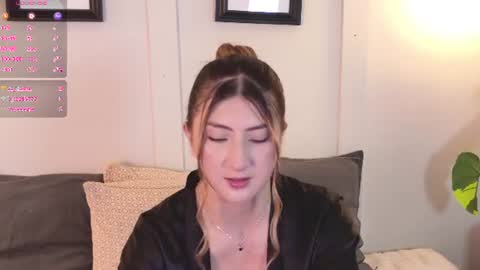 Snapshot of alanna_dh chatting on 06-11-26, 12:32 Alanna online show from 06-11-26, 12:32