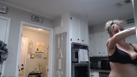 Alanna Rack online show from 09-13-25, 01:49