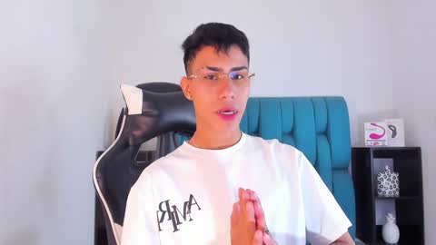 alannaughty_ online show from 01-23-25, 10:01