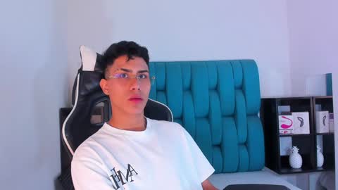 alannaughty_ online show from 02-09-25, 04:25