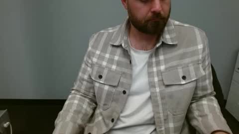 Snapshot of alaska4411 chatting on 02-06-25, 03:16 John online show from 02-06-25, 03:16