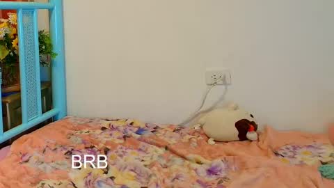 Alaska online show from 10-18-25, 04:37