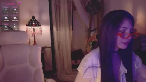 Snapshot of alaskagrace chatting on 09-25-25, 01:20 Alaska Grace online show from 09-25-25, 01:20