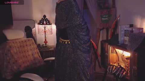 Snapshot of alaskagrace chatting on 11-01-25, 03:52 Alaska Grace online show from 11-01-25, 03:52