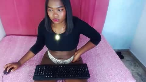 Snapshot of alaurinortizcm101 chatting on 02-15-26, 04:09 alaurinortizcm101 online show from 02-15-26, 04:09