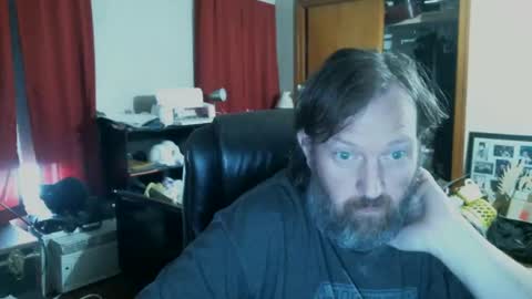 Alberik online show from 11-23-25, 05:02