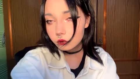 Im Katrina online show from 09-26-25, 05:28