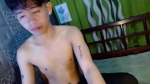 Snapshot of albertx_destroyer69 chatting on 02-22-25, 02:17 Albert online show from 02-22-25, 02:17