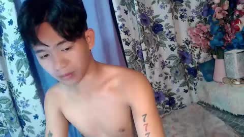 Snapshot of albertx_destroyer69 chatting on 02-24-25, 09:10 Albert online show from 02-24-25, 09:10