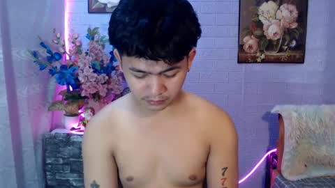 Snapshot of albertx_destroyer69 chatting on 07-19-26, 01:42 Albert online show from 07-19-26, 01:42