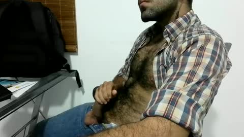 Snapshot of alcachofin chatting on 06-27-26, 06:57 Alcachofin online show from 06-27-26, 06:57
