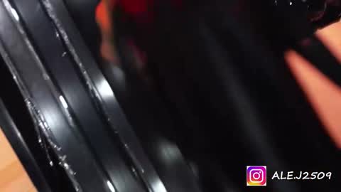 Snapshot of ale_2509 chatting on 11-19-25, 10:15 Ale online show from 11-19-25, 10:15