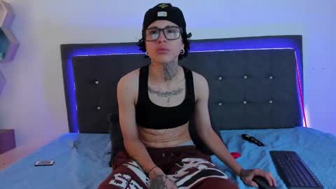 Snapshot of ale_cruzz chatting on 02-28-26, 06:20 ale_cruzz online show from 02-28-26, 06:20