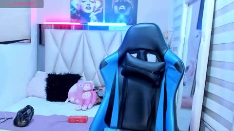 Snapshot of ale_noah_xxx chatting on 02-01-25, 03:41 ale_noah_xxx online show from 02-01-25, 03:41