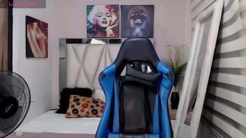 Snapshot of ale_noah_xxx chatting on 02-22-25, 07:12 ale_noah_xxx online show from 02-22-25, 07:12