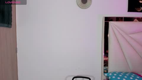 Snapshot of ale_noah_xxx chatting on 02-11-26, 08:30 ale_noah_xxx online show from 02-11-26, 08:30