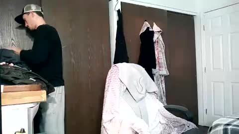 alecurclit online show from 12-21-24, 10:19