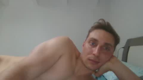 Snapshot of aledewalt chatting on 01-05-25, 02:30 call me on skp alexdewalt online show from 01-05-25, 02:30