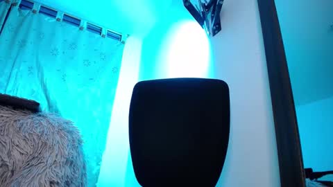   online show from 12-18-24, 04:53