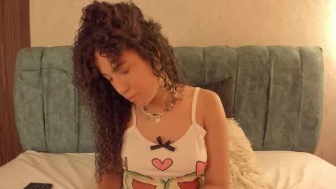 Snapshot of aleera_walton chatting on 02-09-26, 08:13 Aleera online show from 02-09-26, 08:13