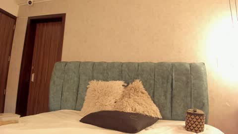 Snapshot of aleera_walton chatting on 02-14-26, 08:16 Aleera online show from 02-14-26, 08:16