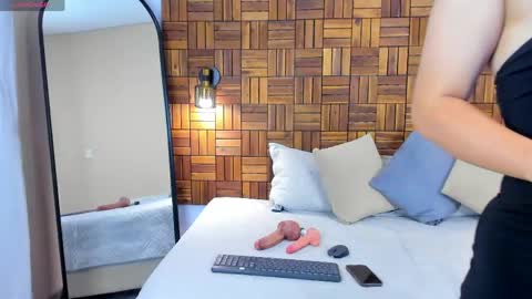 alessia online show from 04-13-26, 02:33