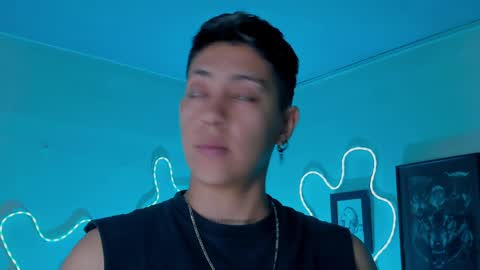 Snapshot of aleja1214 chatting on 04-24-26, 06:43 Alejandra online show from 04-24-26, 06:43